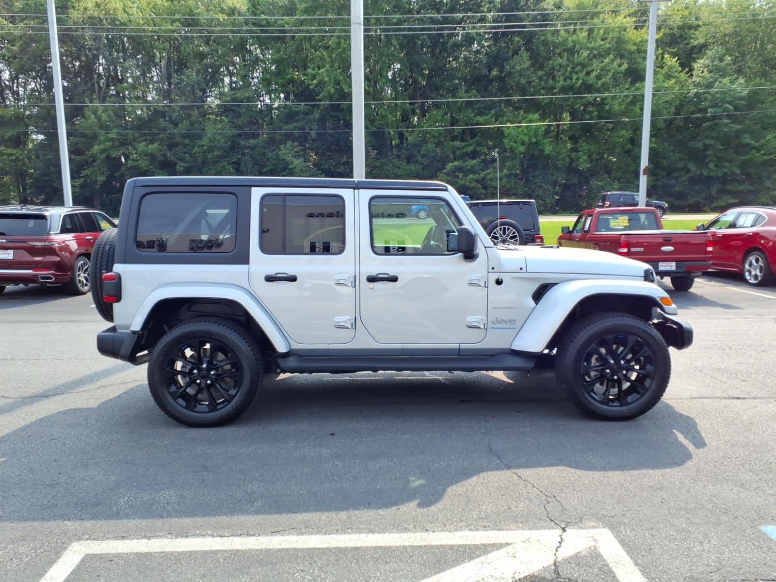 2023 Jeep Wrangler 4xe Sahara