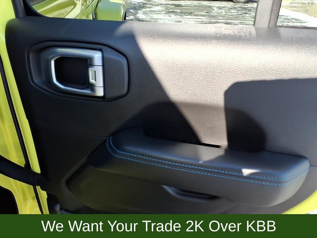 2023 Jeep Wrangler Base