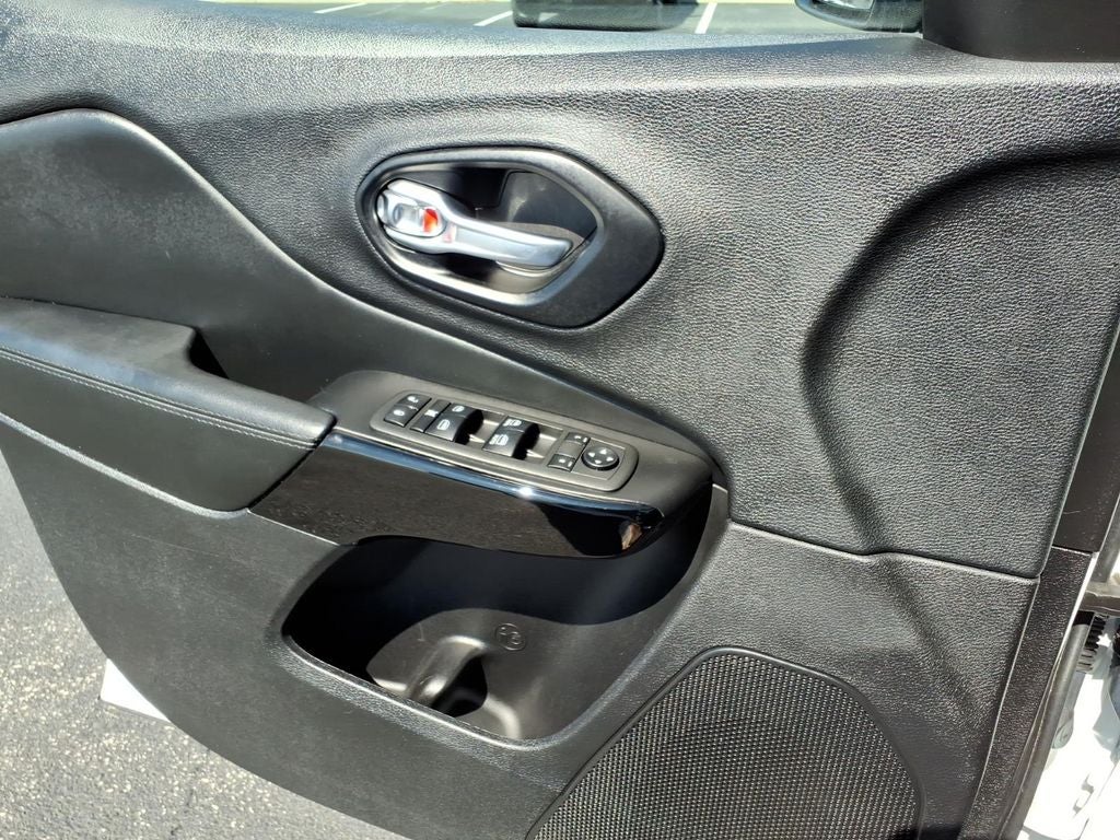 2021 Jeep Cherokee Altitude