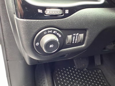 2019 Jeep Cherokee Altitude