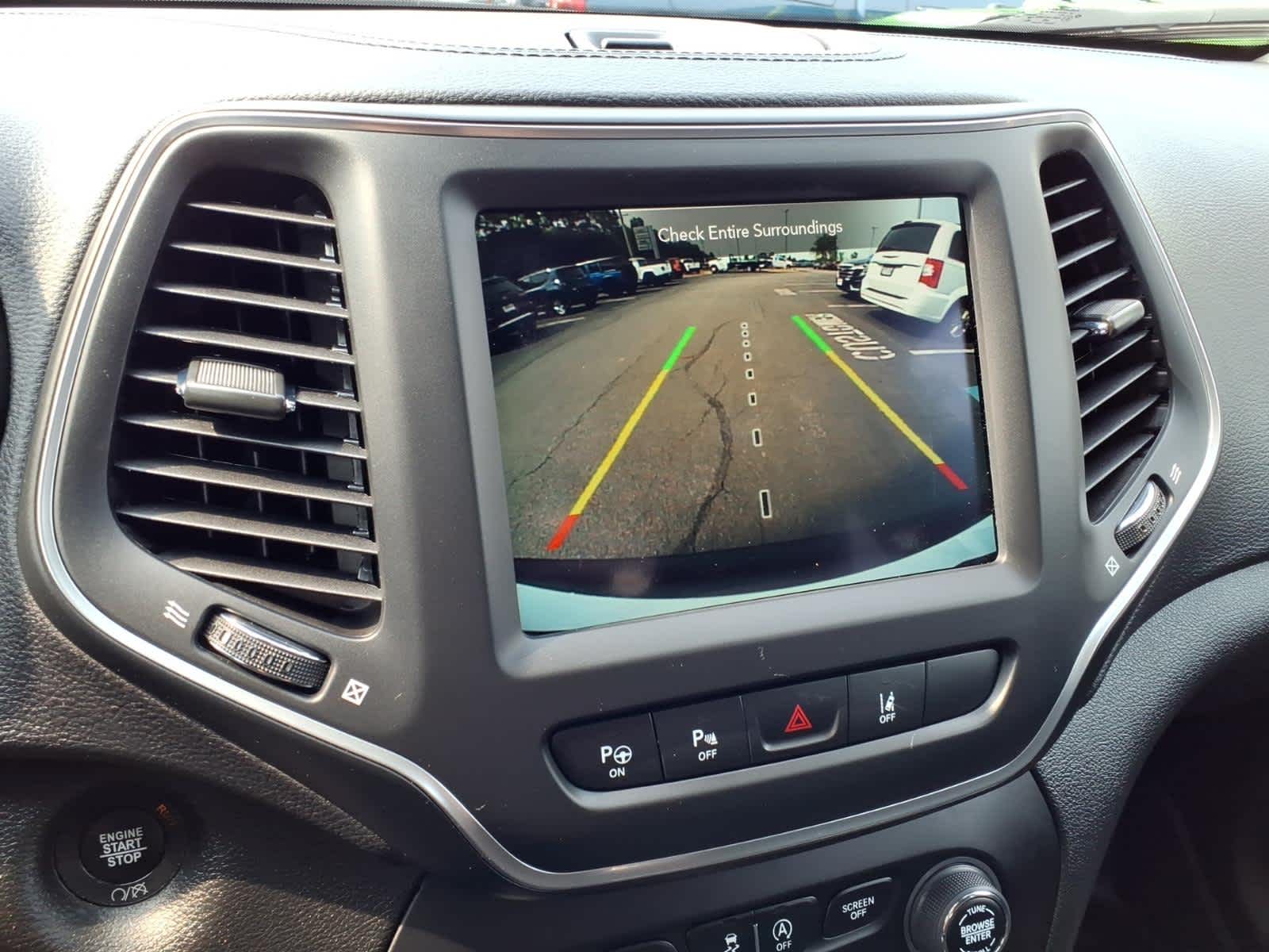 2023 Jeep Cherokee Altitude Lux
