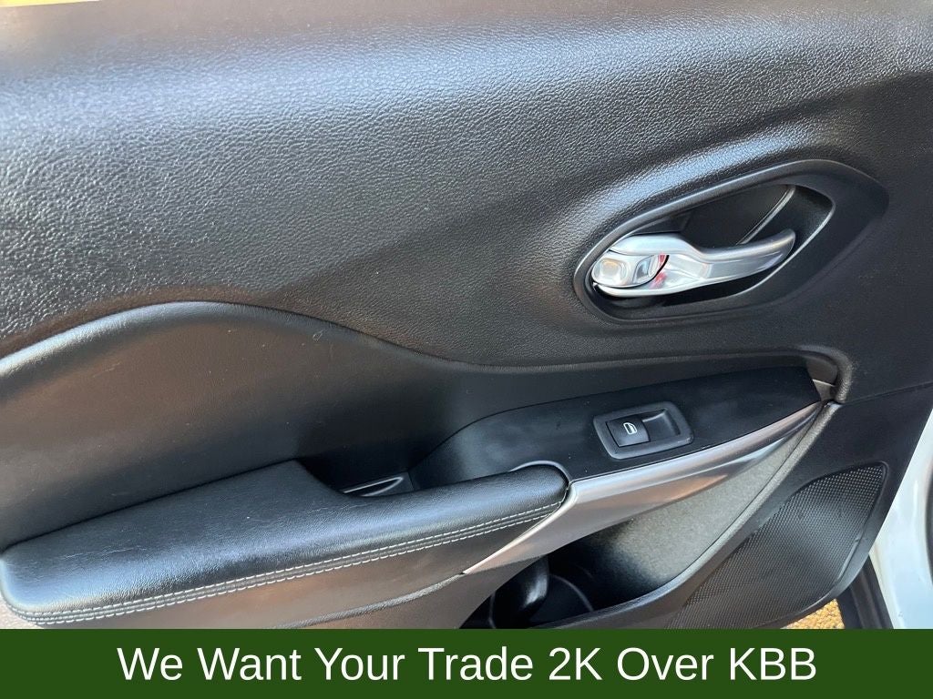 2022 Jeep Cherokee Latitude Lux