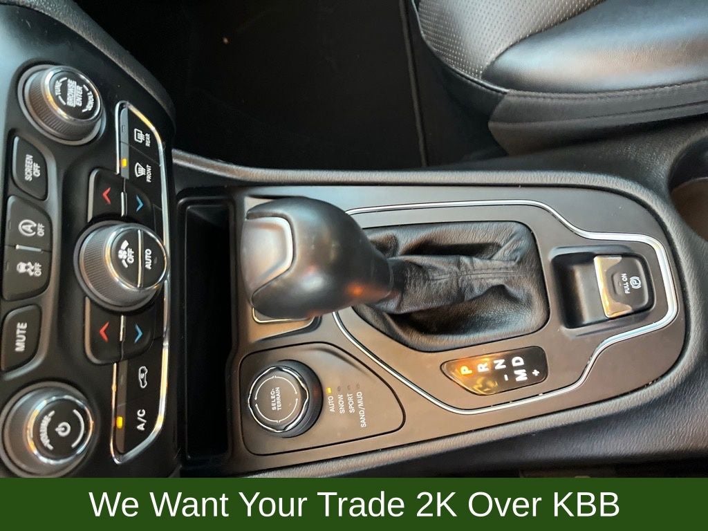 2022 Jeep Cherokee Latitude Lux