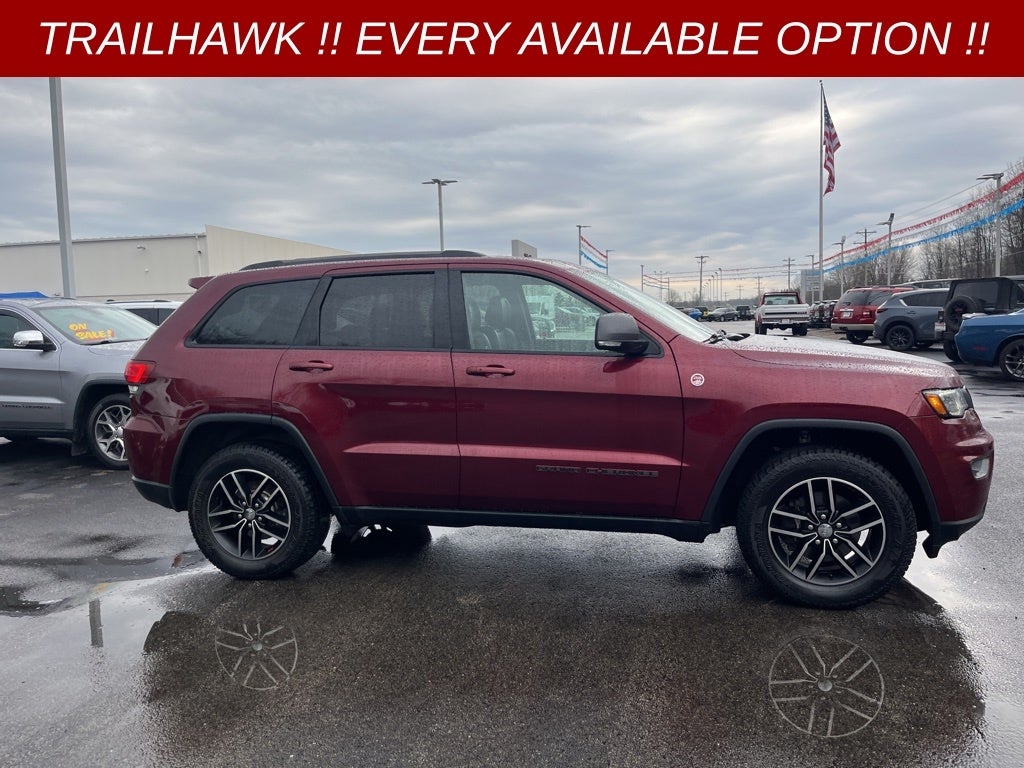 Used 2018 Jeep Grand Cherokee Trailhawk with VIN 1C4RJFLG5JC258014 for sale in Columbiana, OH