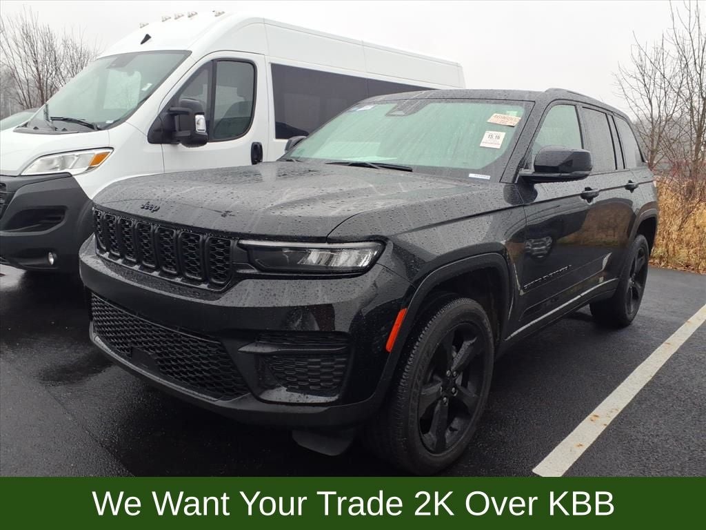 2023 Jeep Grand Cherokee Altitude