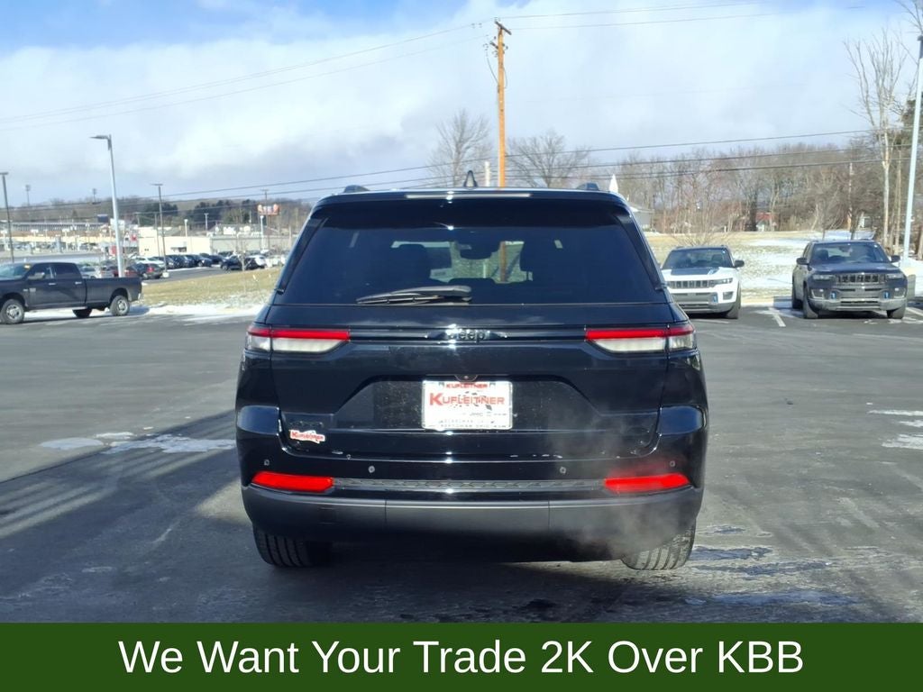 2023 Jeep Grand Cherokee Altitude