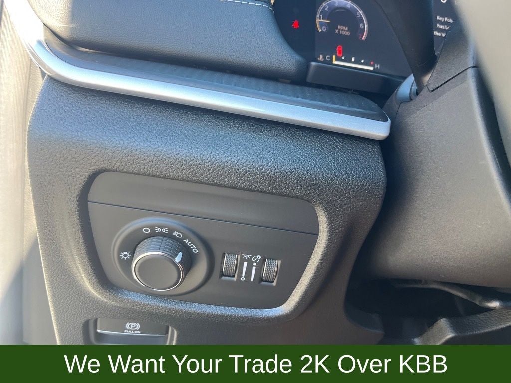 2025 Jeep Grand Cherokee Laredo X