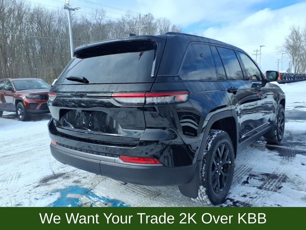 2026 Jeep Grand Cherokee Laredo