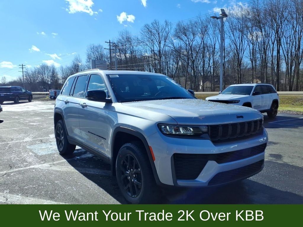 2026 Jeep Grand Cherokee Laredo