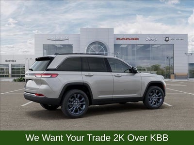 2026 Jeep Grand Cherokee Base