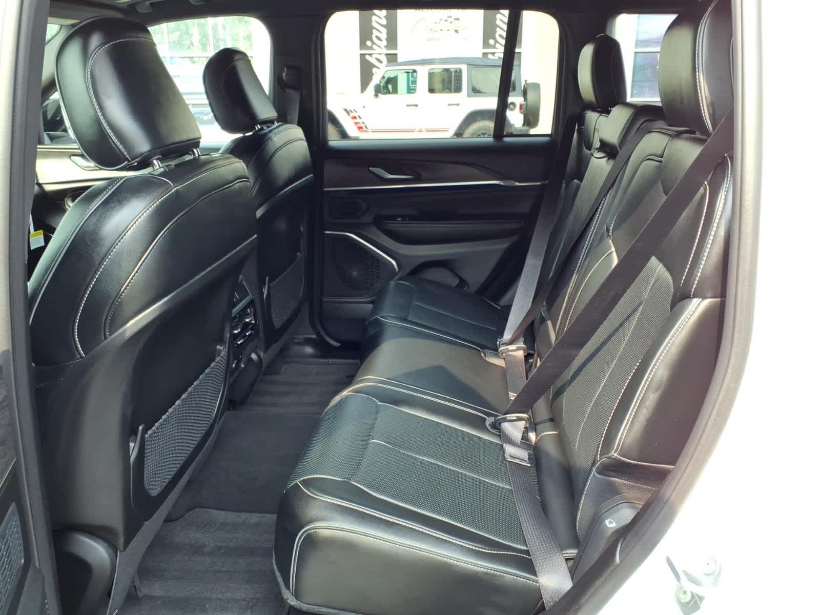 2025 Jeep Grand Cherokee Overland