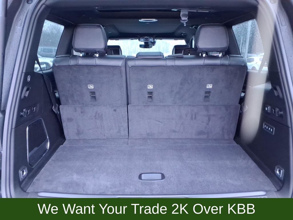 2026 Jeep Grand Wagoneer Base