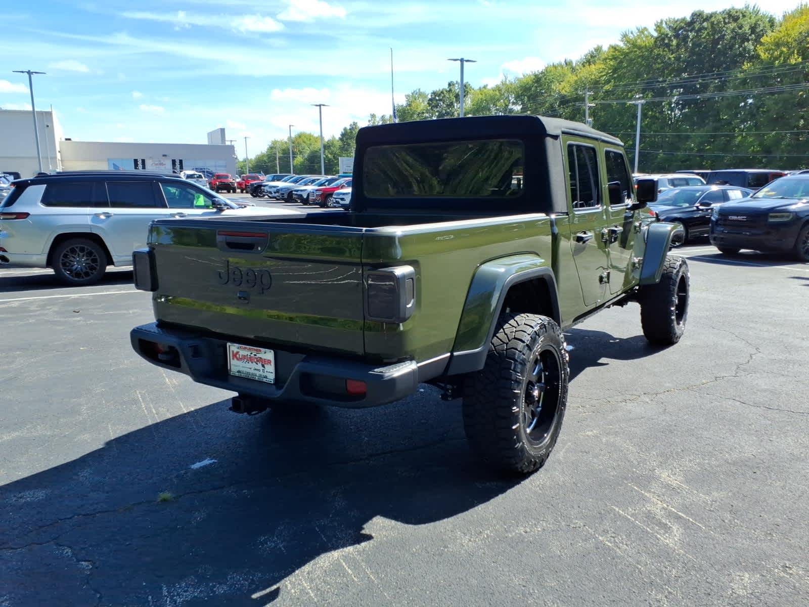 2024 Jeep Gladiator Sport S