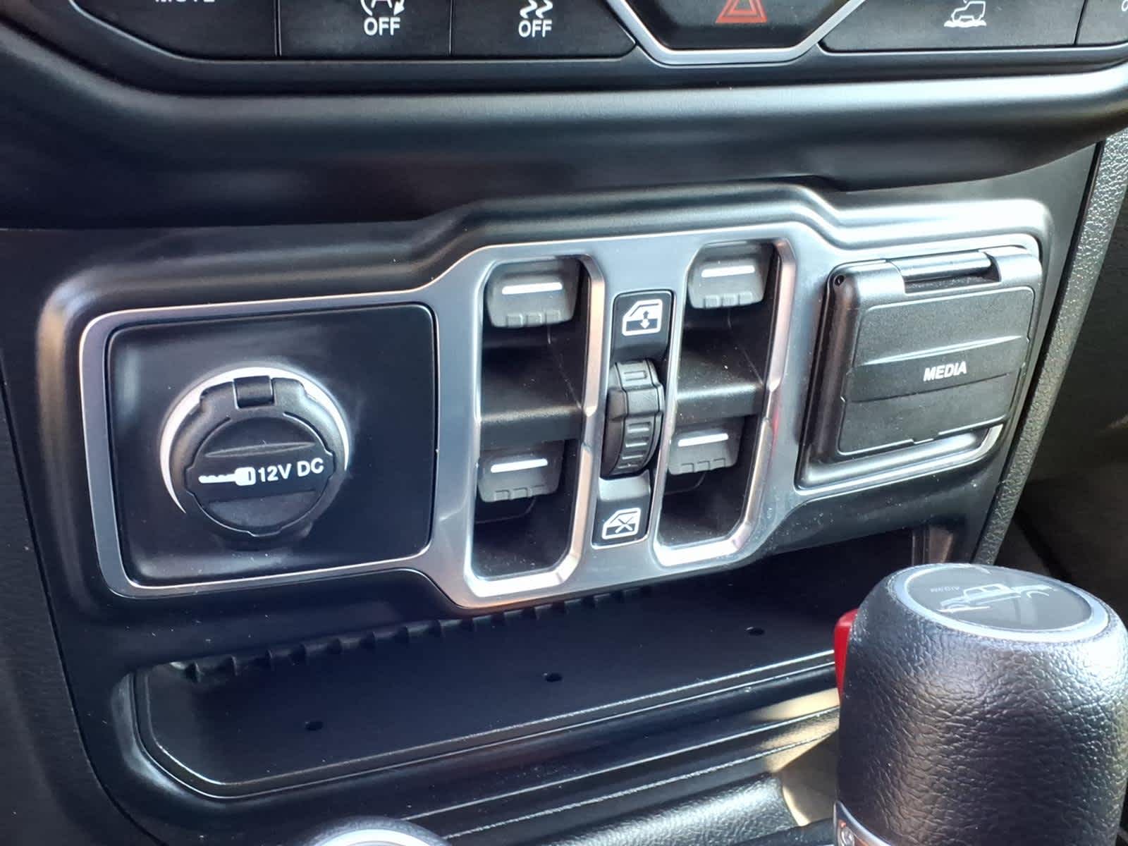 2022 Jeep Gladiator Willys