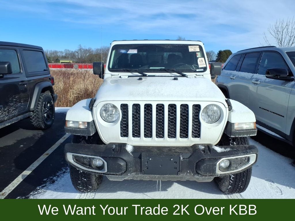 2022 Jeep Gladiator Sport