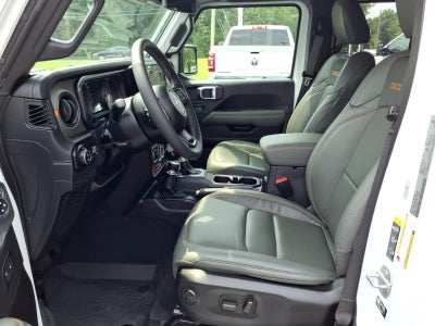2025 Jeep Gladiator Mojave X