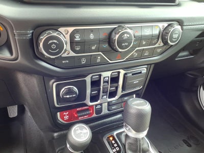 2025 Jeep Gladiator Mojave X