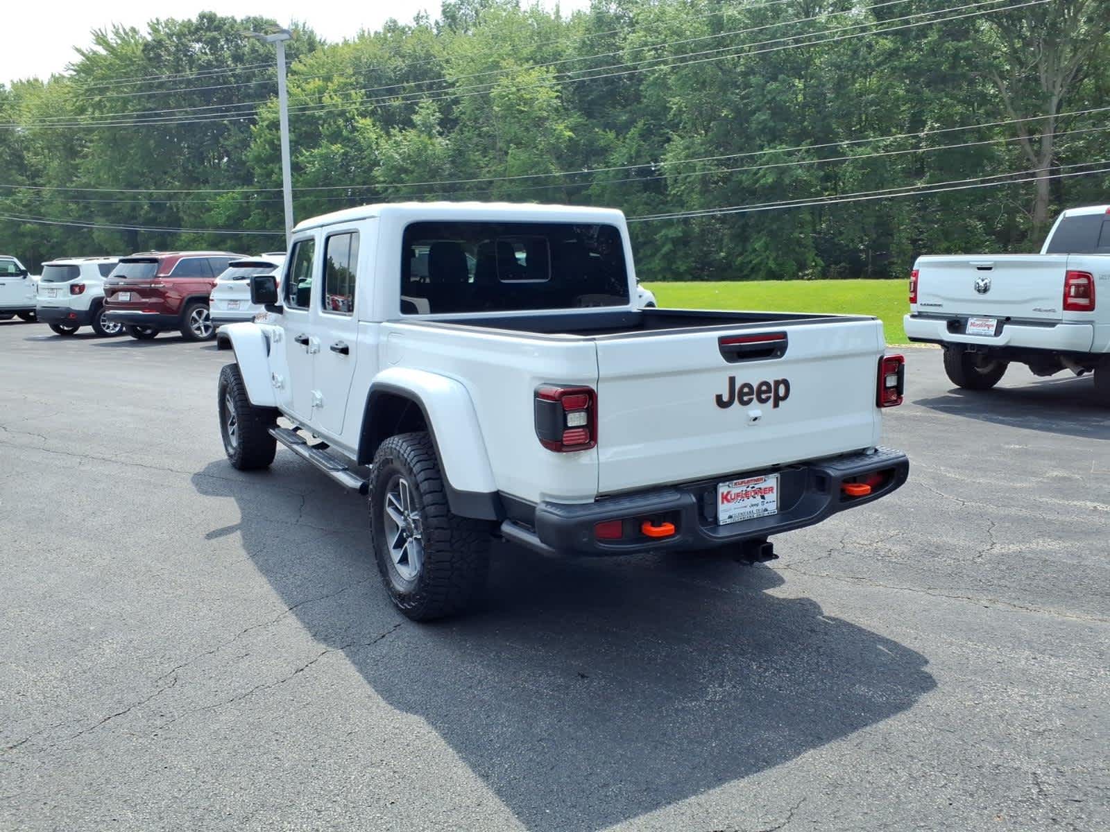 2025 Jeep Gladiator Mojave X