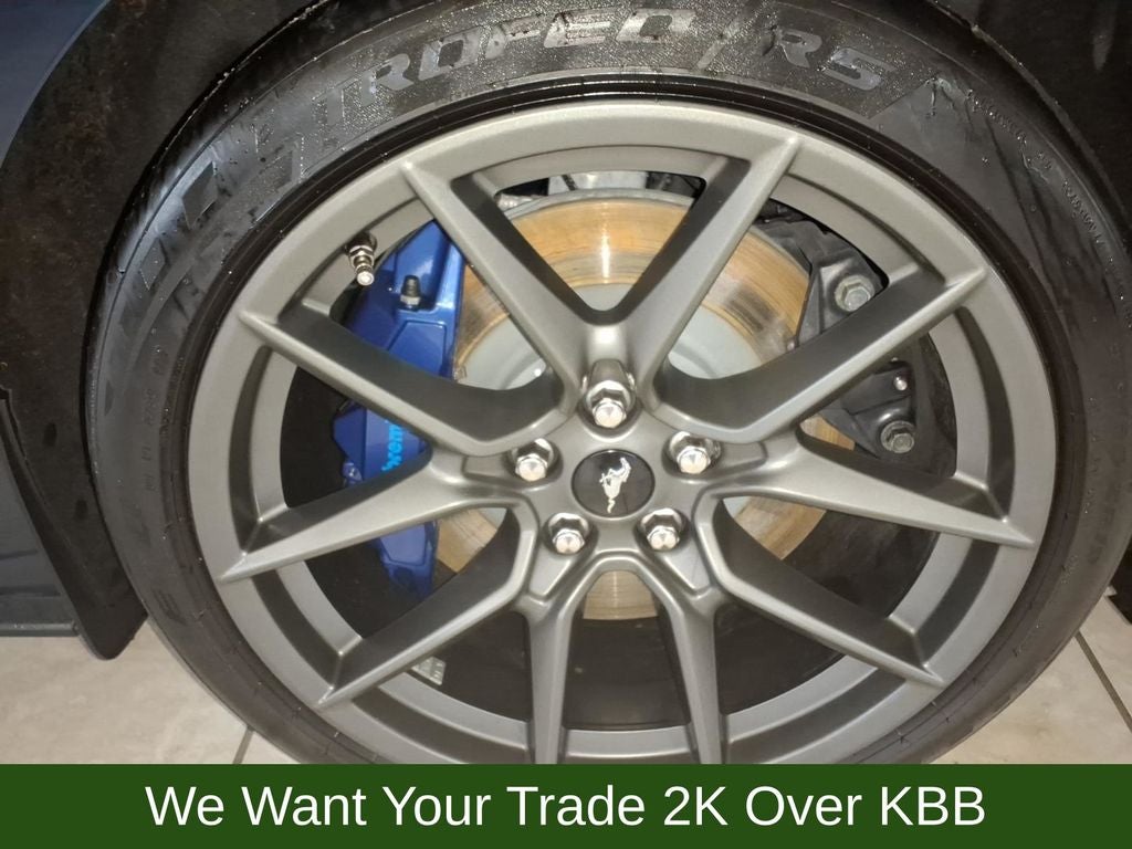 2025 Ford Mustang Dark Horse