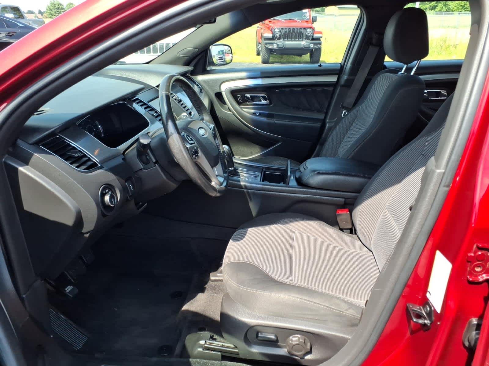2013 Ford Taurus SEL