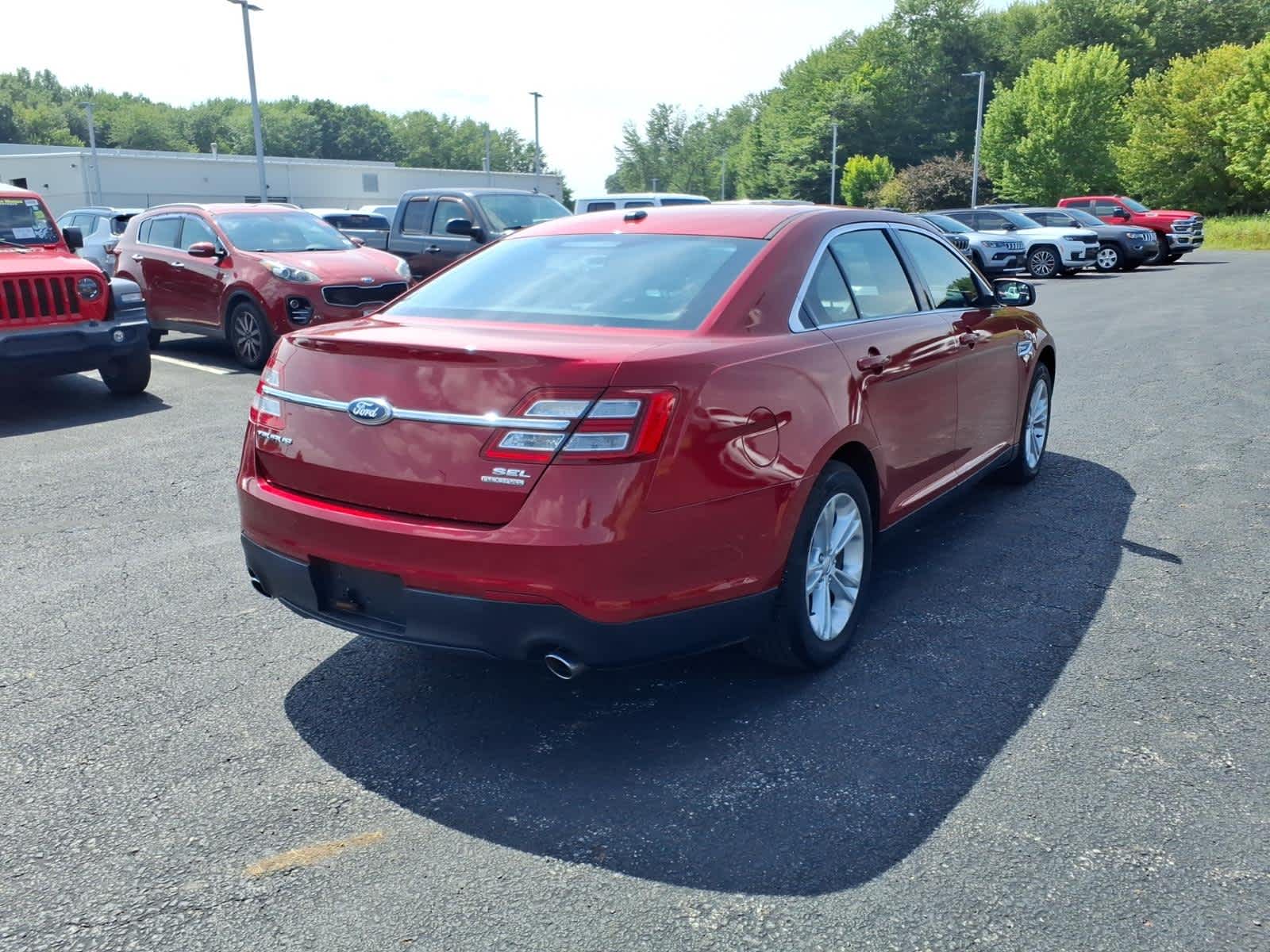 2013 Ford Taurus SEL