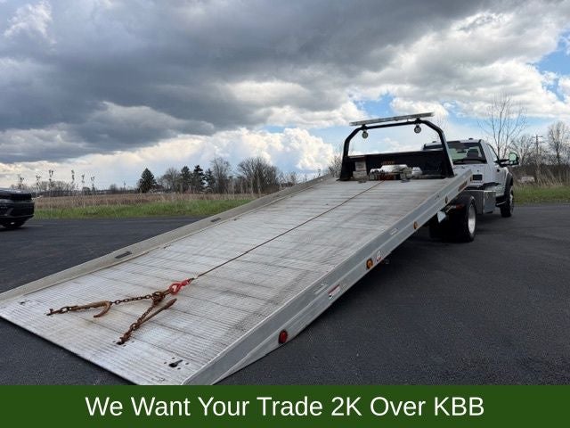 2022 Ford F-600SD XLT