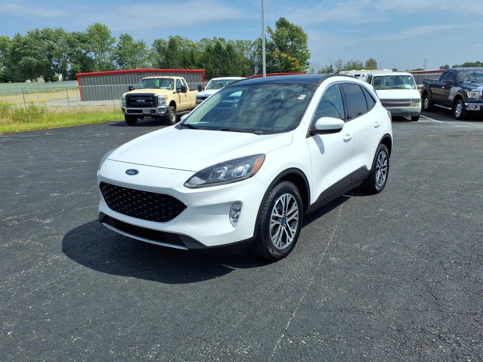 Used 2020 Ford Escape SEL with VIN 1FMCU9H60LUC32122 for sale in Columbiana, OH