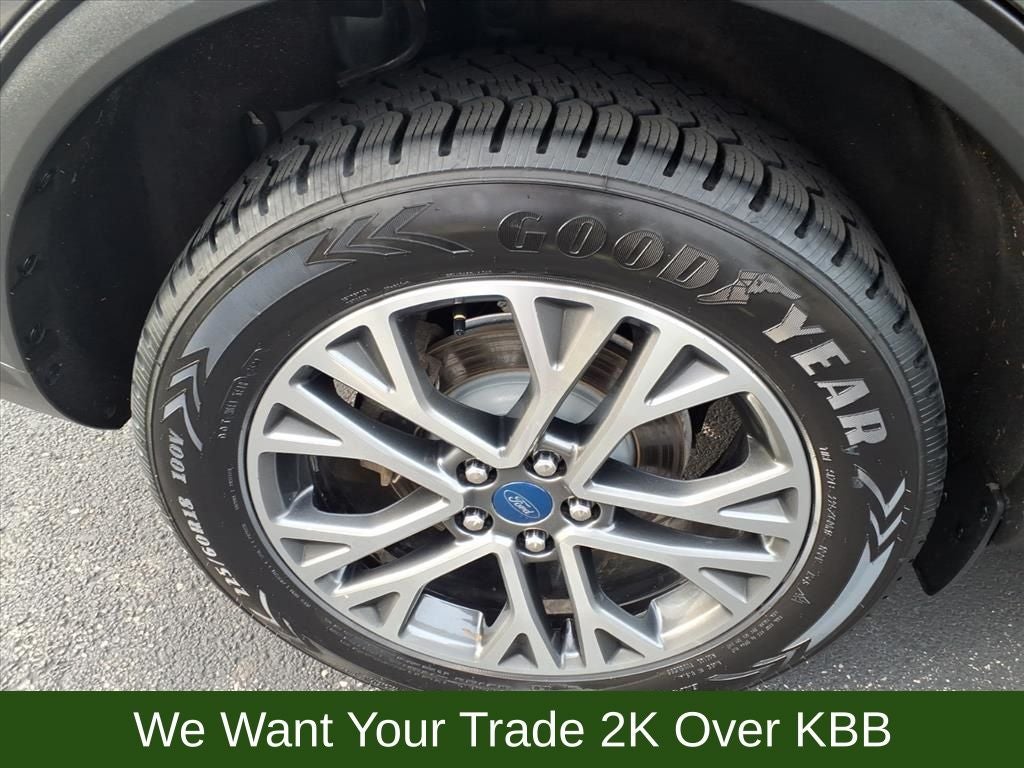 2020 Ford Escape SEL