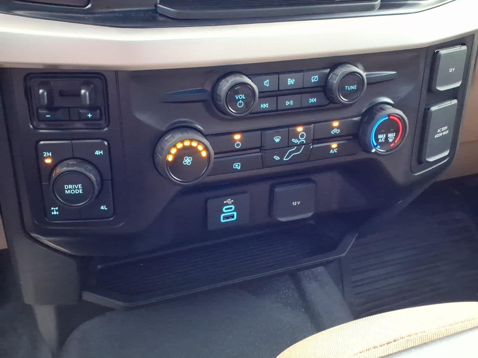 2024 Ford Super Duty F-350 SRW XLT
