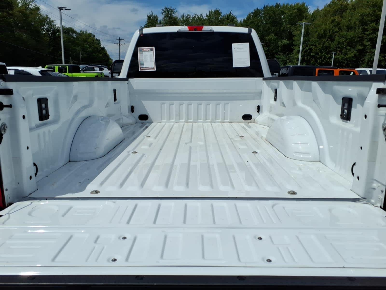 2024 Ford Super Duty F-350 SRW XLT