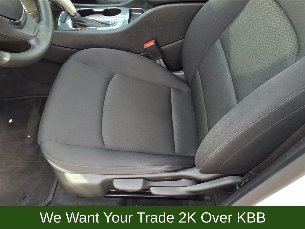 2017 Chevrolet Malibu LS 1FL