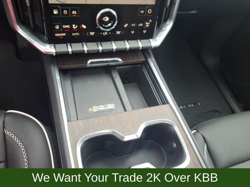 2025 GMC Acadia Denali