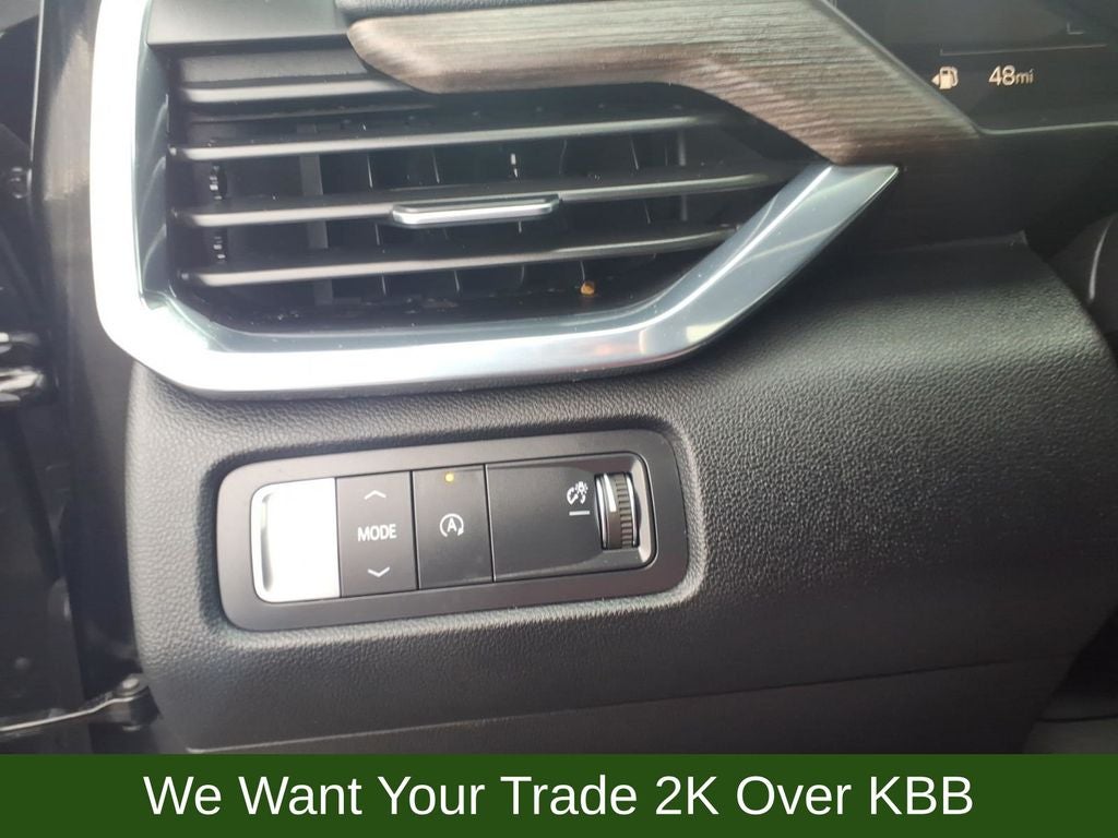 2025 GMC Acadia Denali