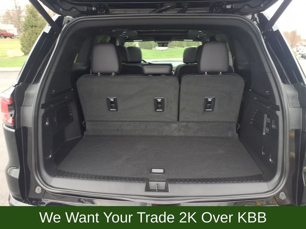 2025 GMC Acadia Denali