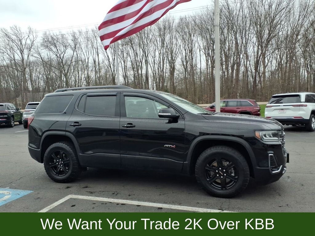2023 GMC Acadia AT4