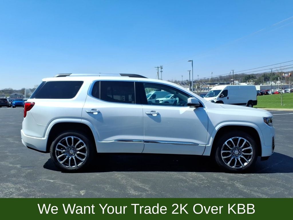 2023 GMC Acadia Denali
