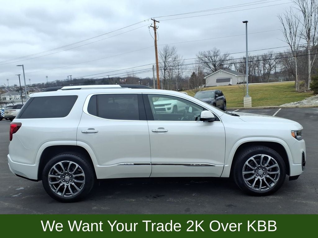 2023 GMC Acadia Denali