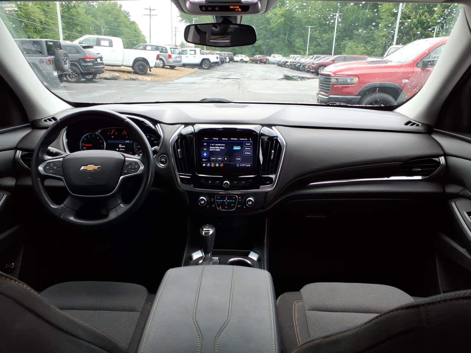 2020 Chevrolet Traverse LT Cloth