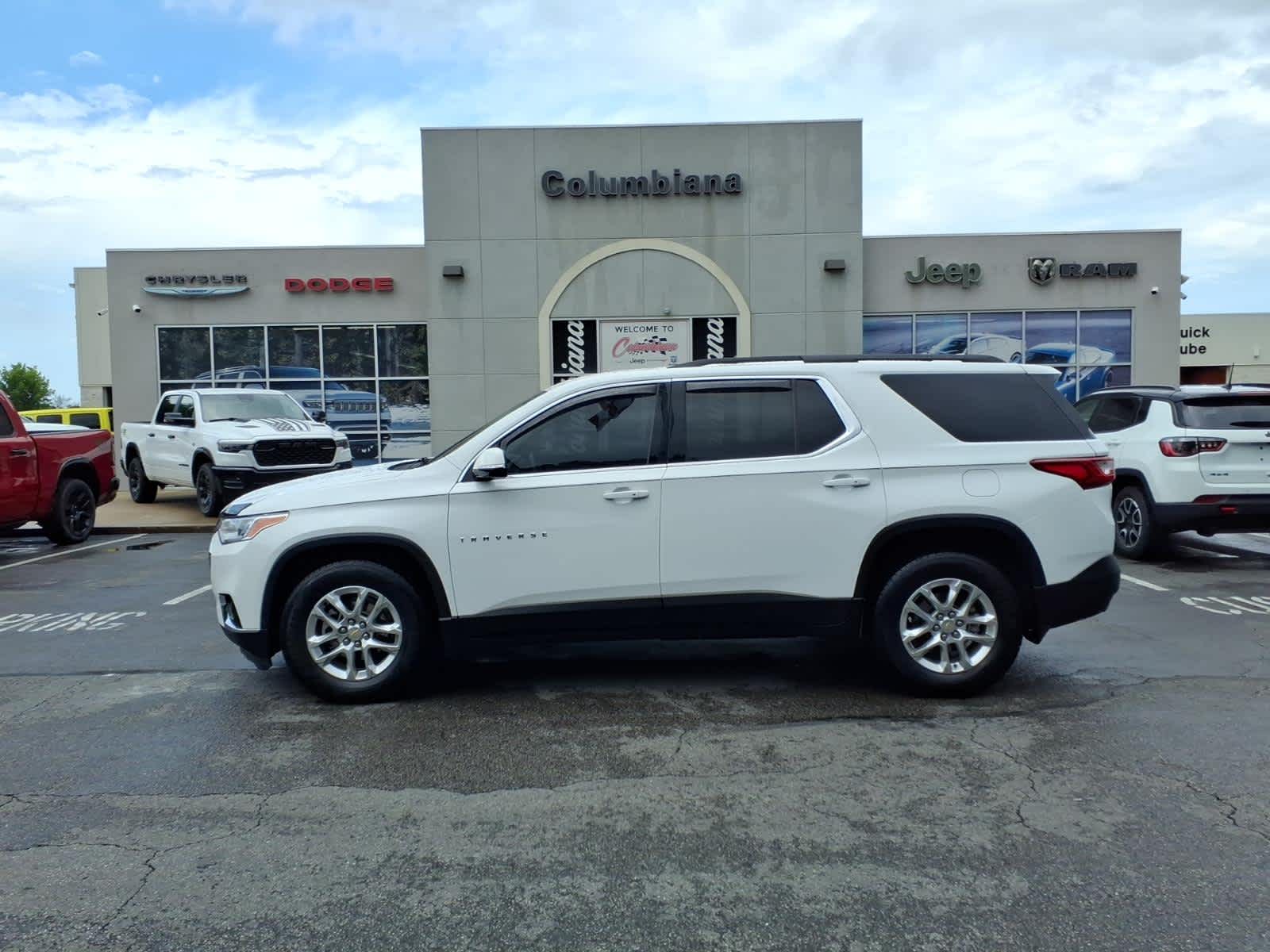 2020 Chevrolet Traverse LT Cloth