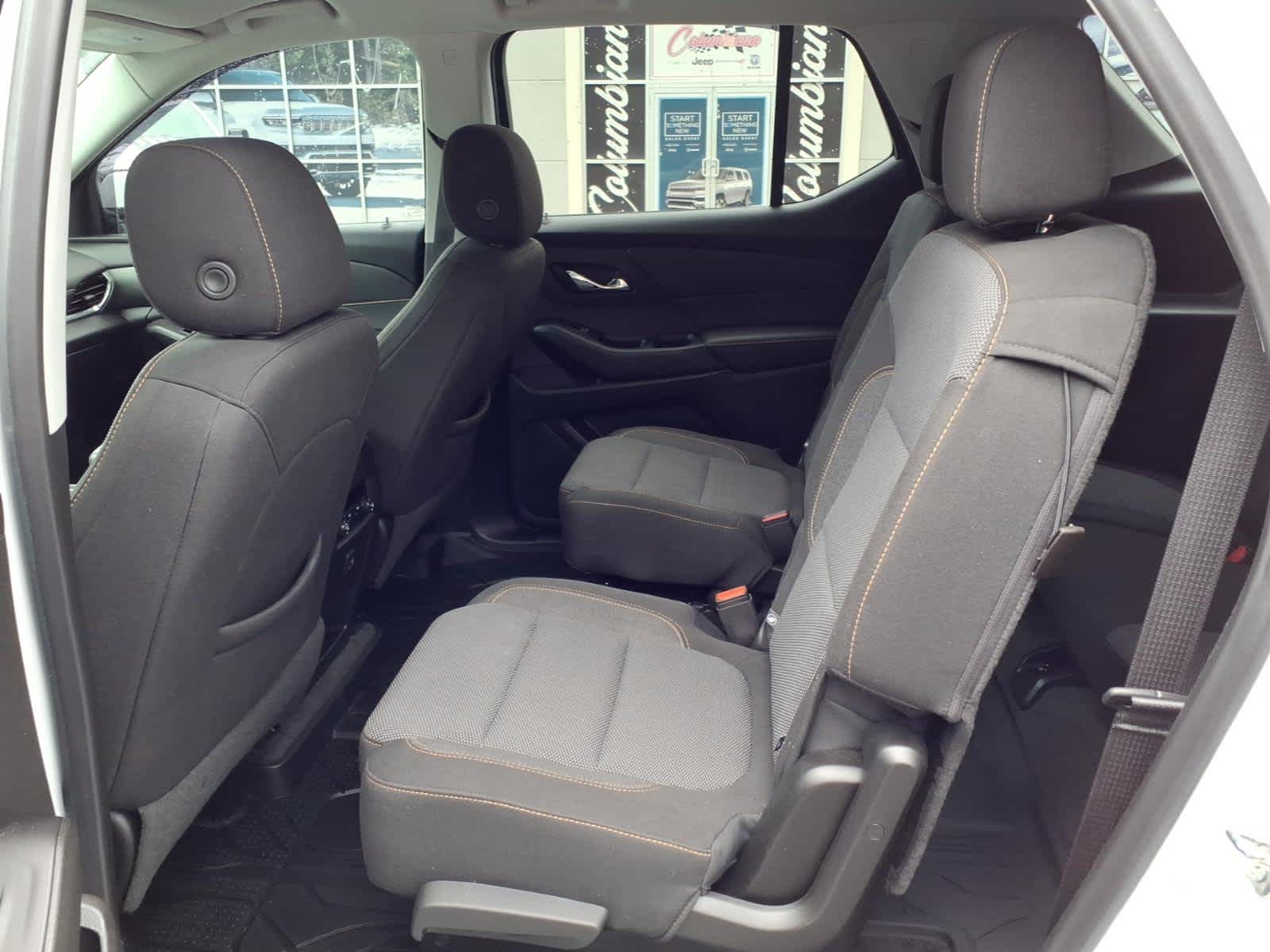 2020 Chevrolet Traverse LT Cloth