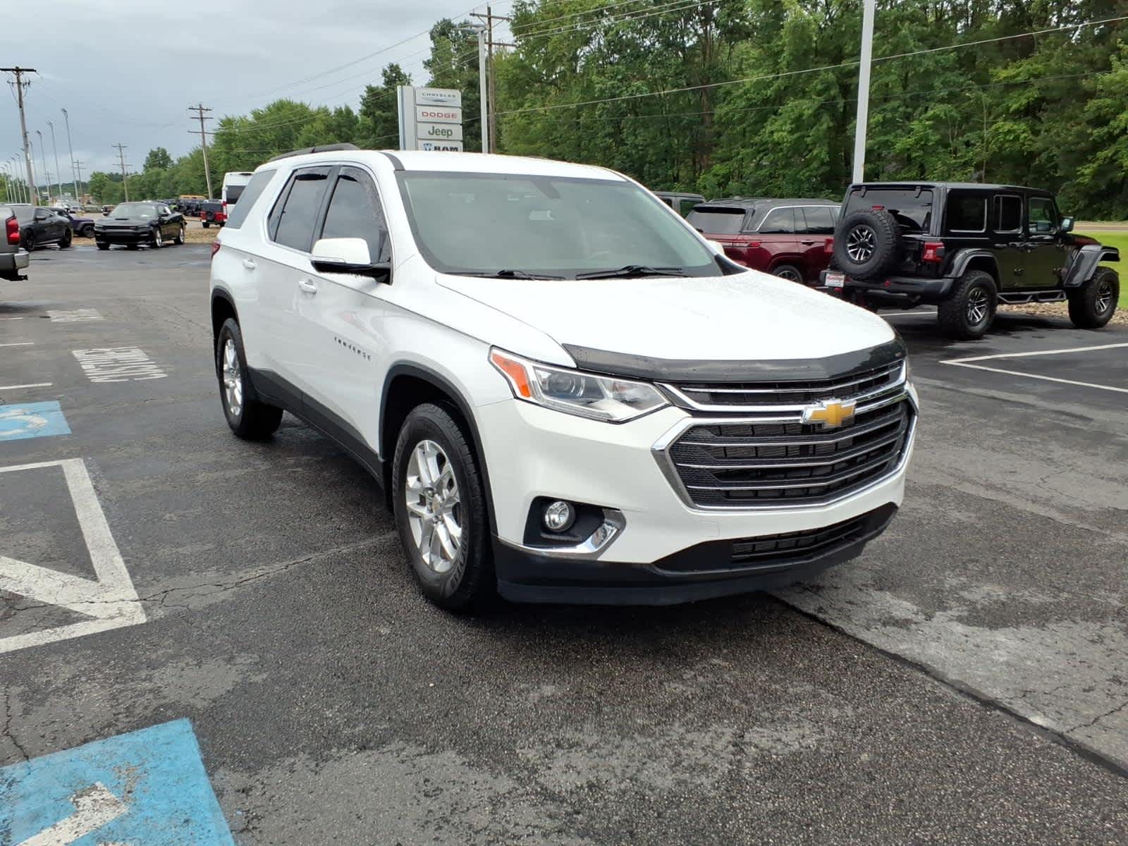 2020 Chevrolet Traverse LT Cloth