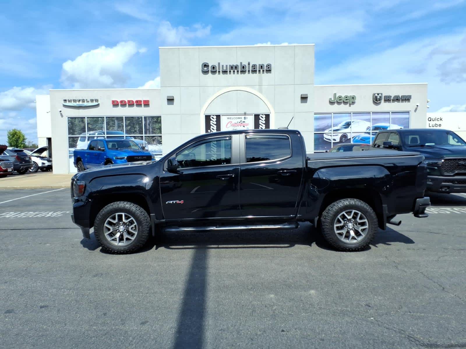 2022 GMC Canyon 4WD AT4 w/Cloth