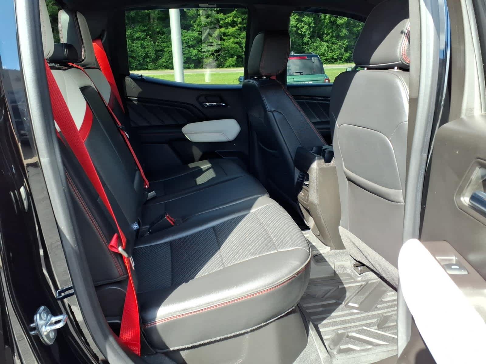 2024 GMC Canyon 4WD AT4X