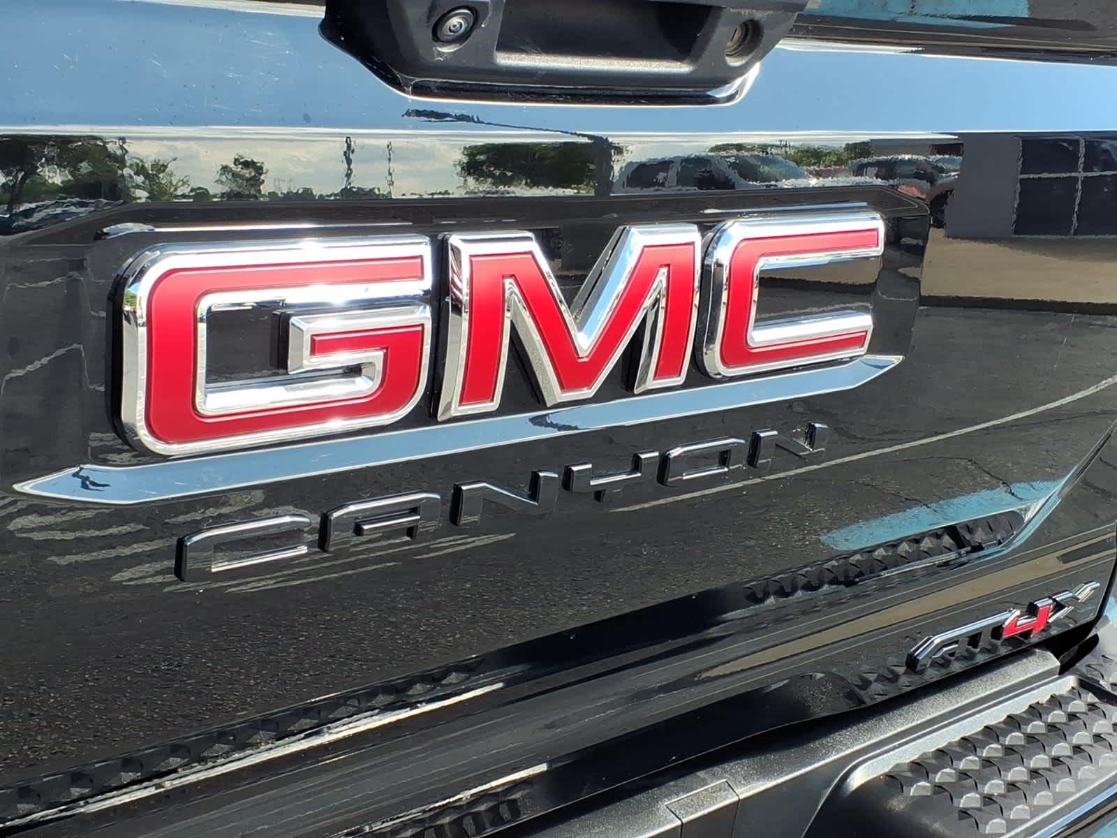 2024 GMC Canyon 4WD AT4X