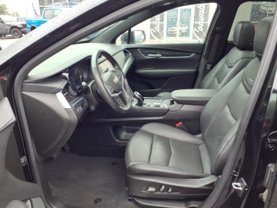 2022 Cadillac XT5 AWD Premium Luxury