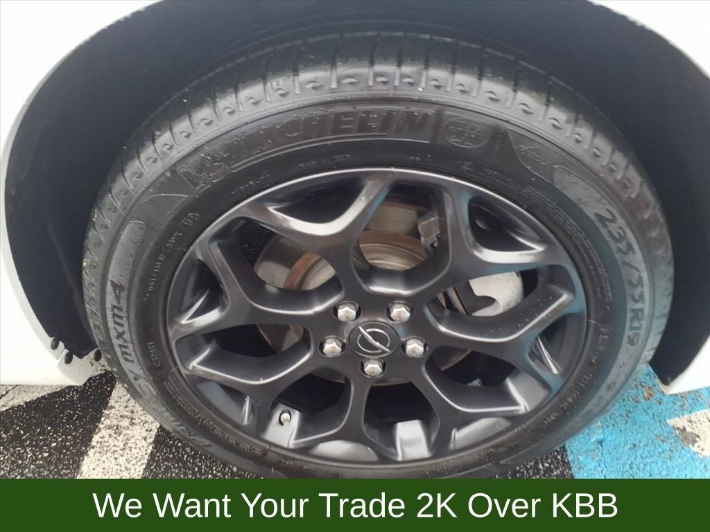 2023 Chrysler 300 Touring