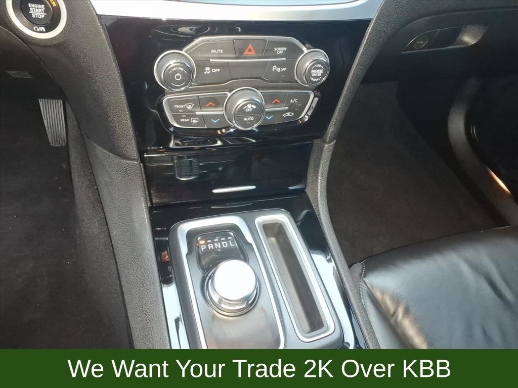 2023 Chrysler 300 Touring