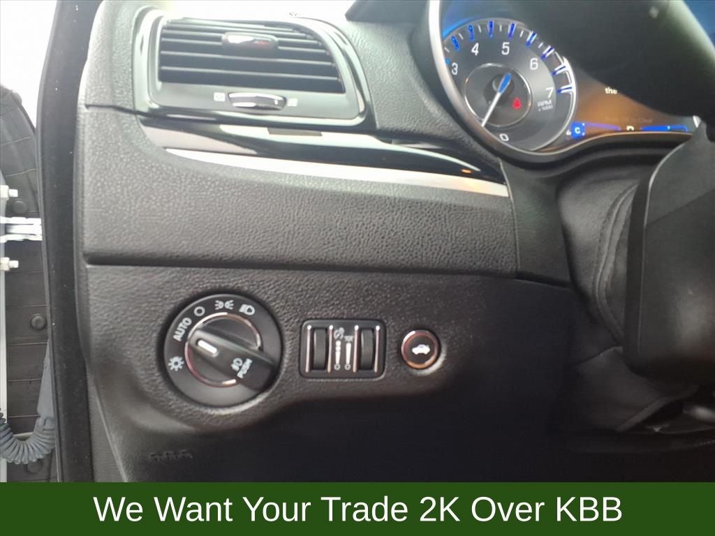 2023 Chrysler 300 Touring