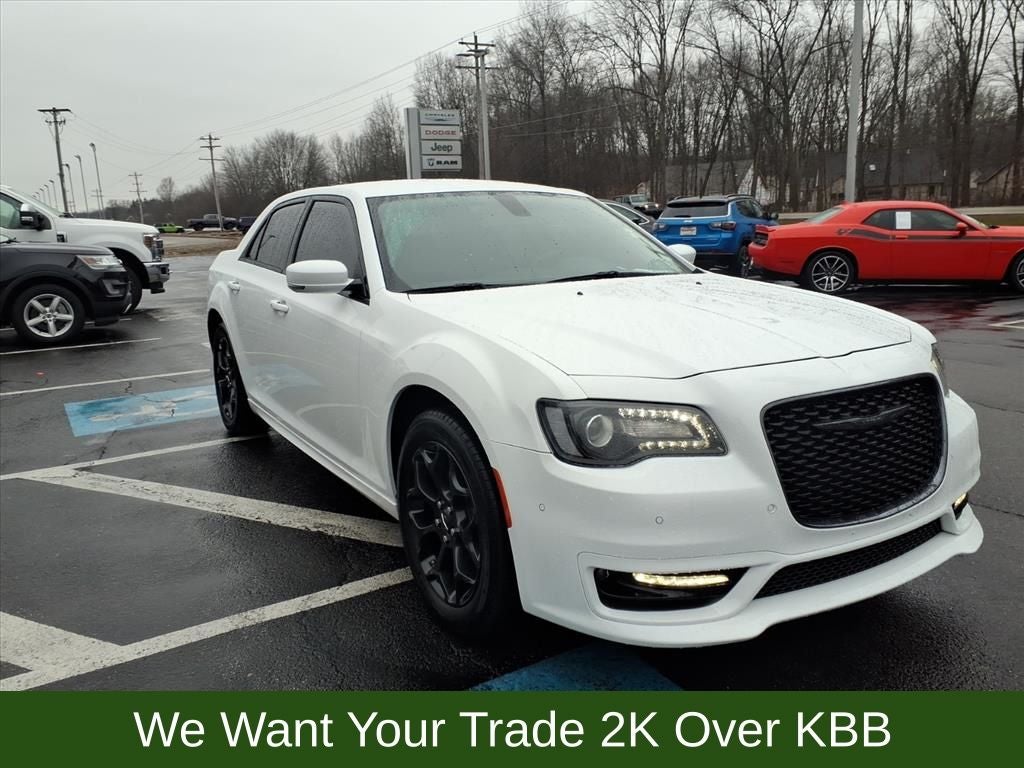 2023 Chrysler 300 Touring