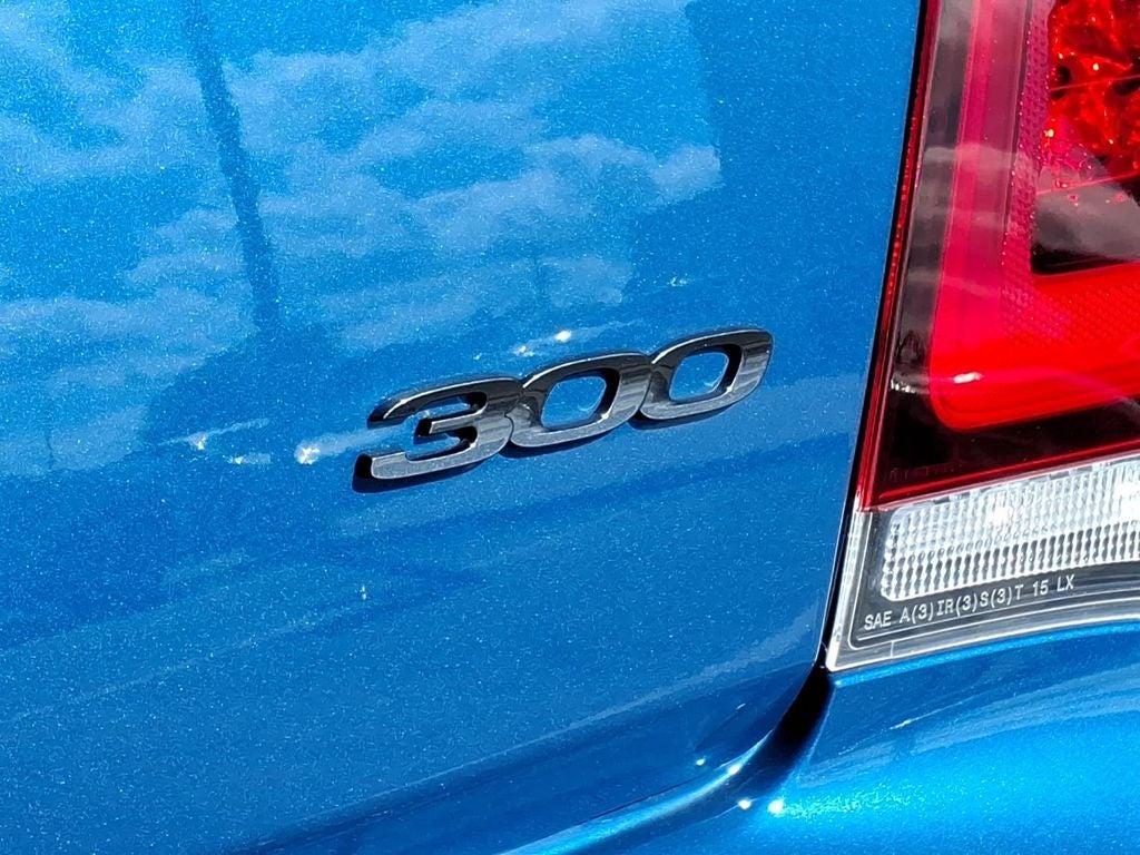 2023 Chrysler 300 Touring